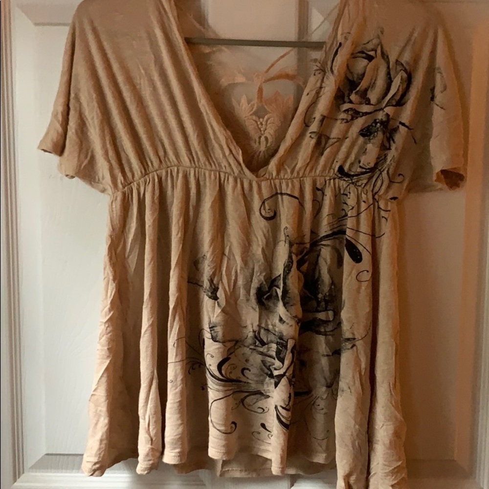 Tunic blouse graphic wet seal med Black and tan